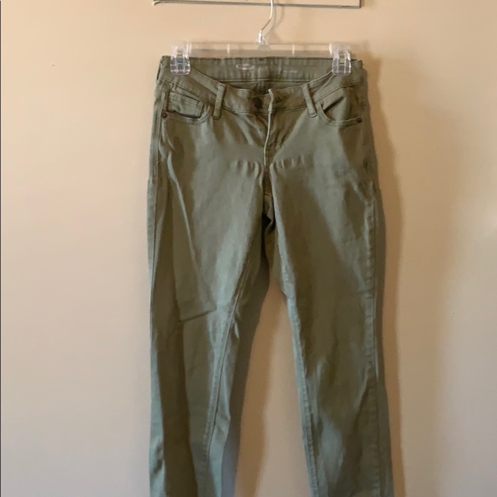 Green skinny jeans